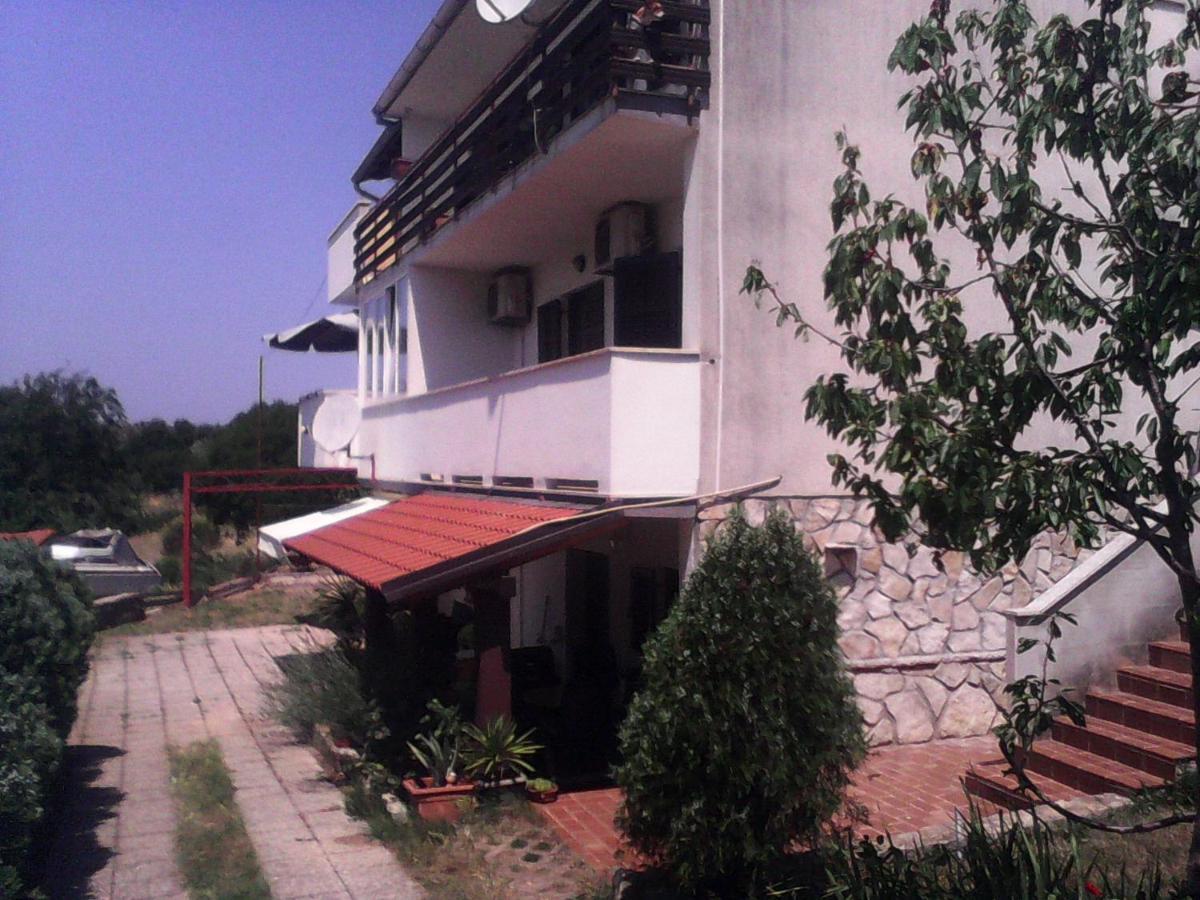 Apartman Mirko Pula Buitenkant foto