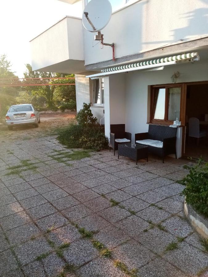 Apartman Mirko Pula Buitenkant foto