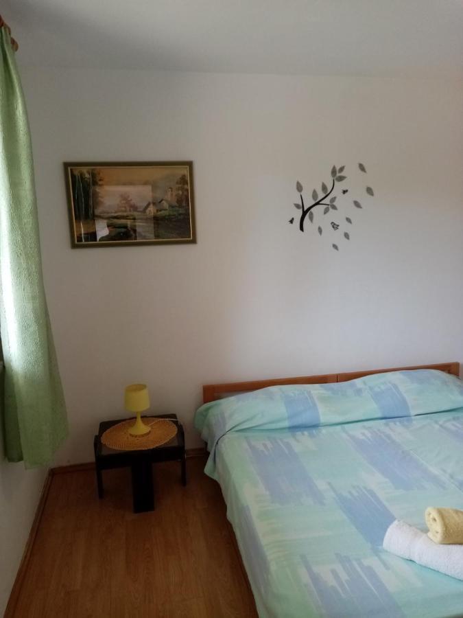 Apartman Mirko Pula Buitenkant foto